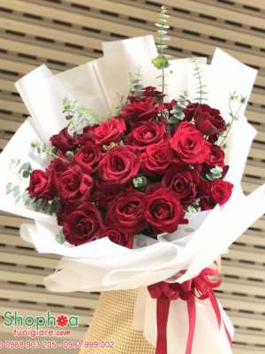 Bó hoa hồng đỏ lãng mạn tặng sinh nhật