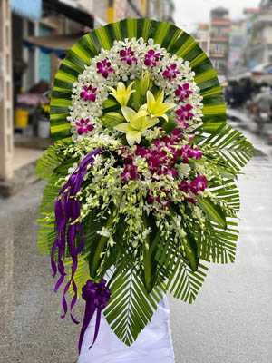 Hoa chia buồn, hoa tang lễ là món quà tưởng niệm tôn vinh cuộc sống của Họ