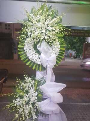 Lãng hoa chia buồn nhà tang lễ số 5 Trần Thánh Tông